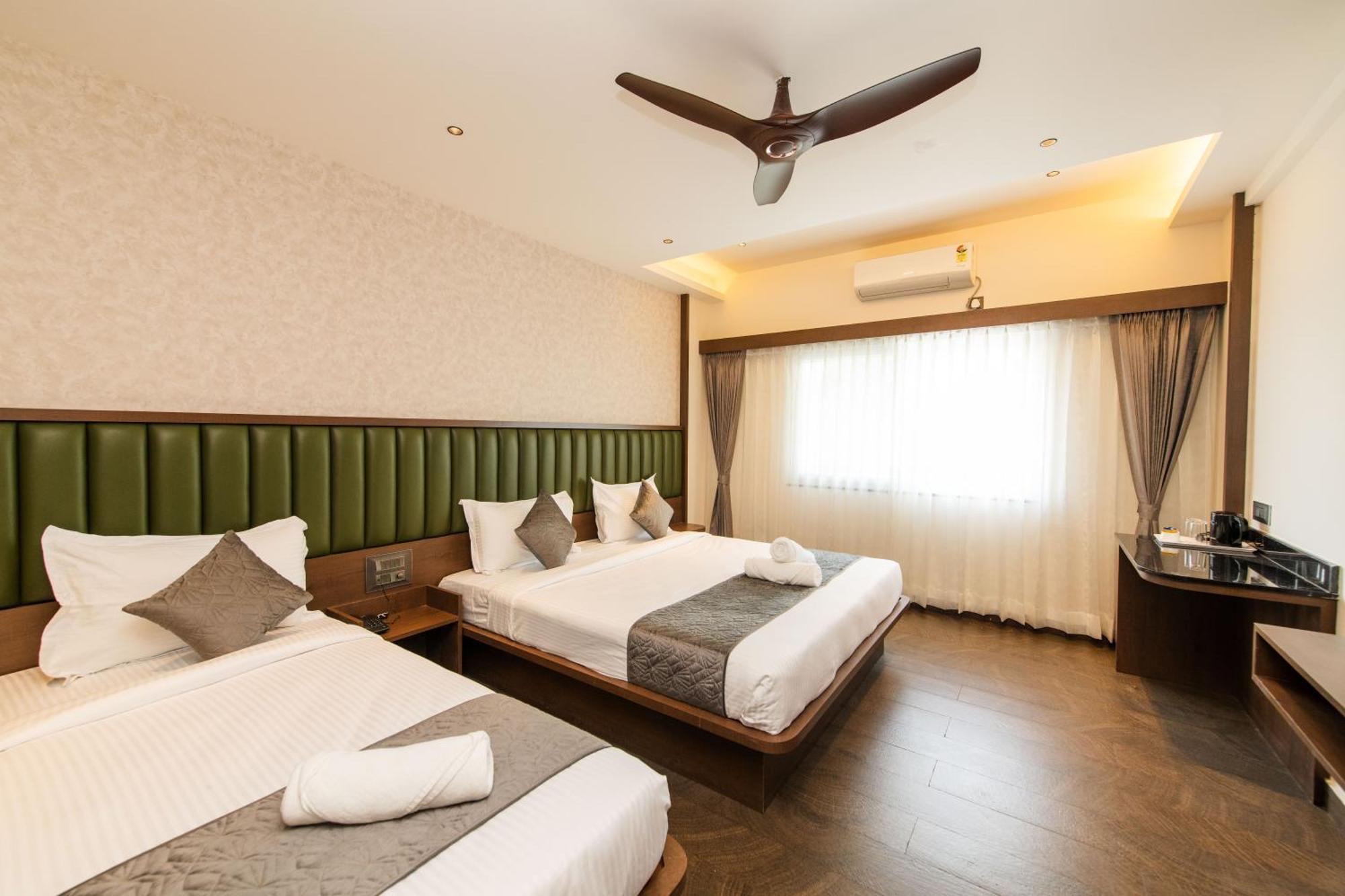 Hotel Mysore Radiance Exterior photo