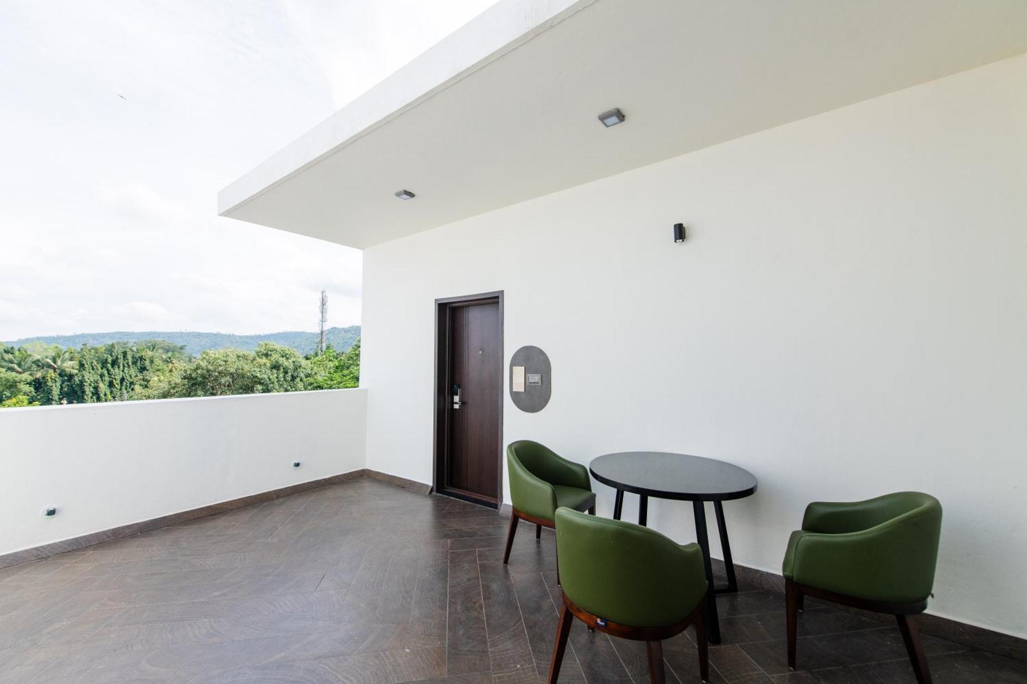 Hotel Mysore Radiance Exterior photo