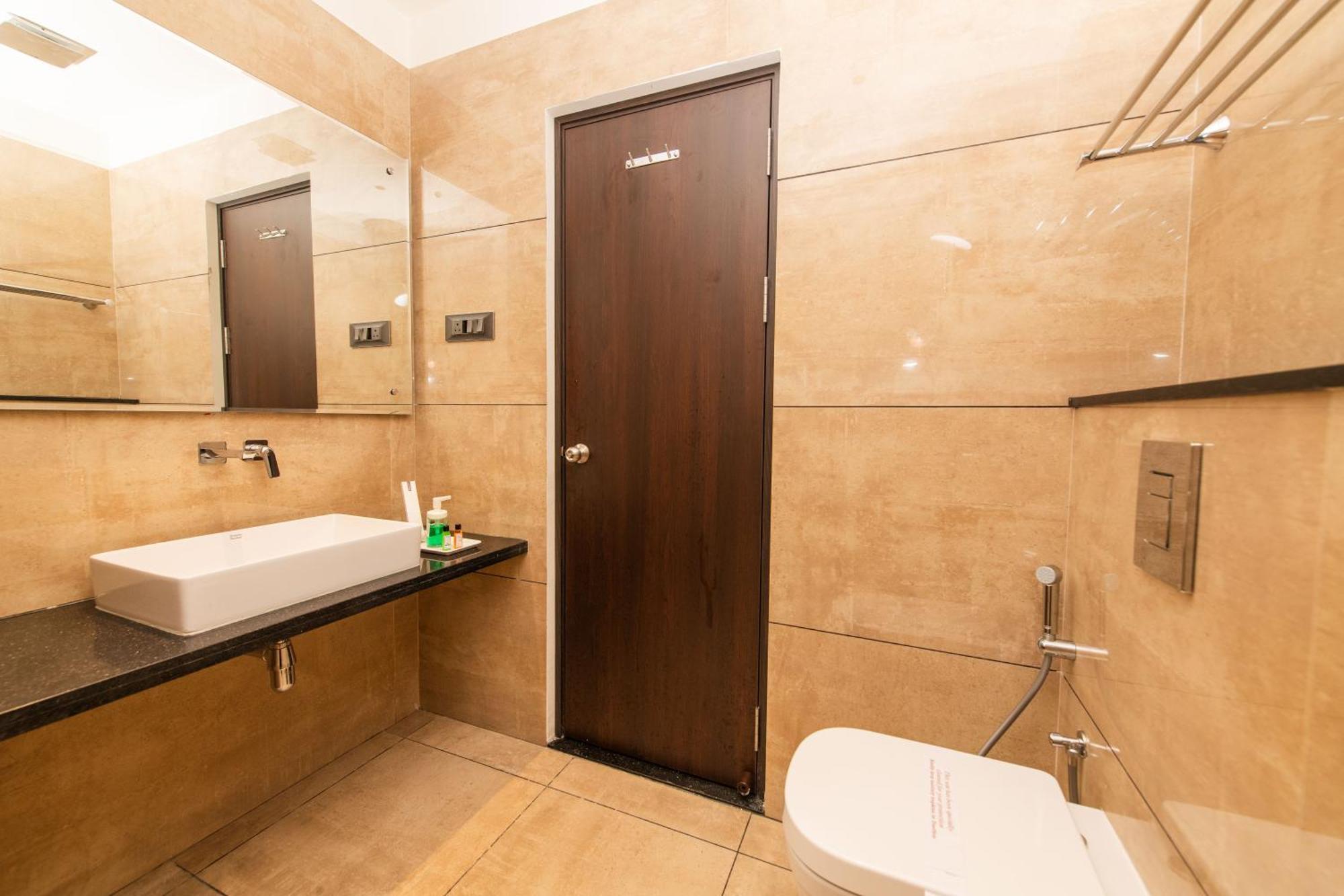 Hotel Mysore Radiance Exterior photo